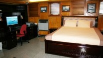 Explorer Yacht SARSEN - Owner Suite